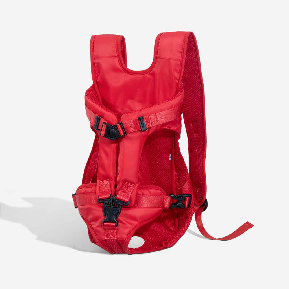 Pet travel carrier made from durable, easy-to-clean oxford fabric, ideal for outdoor use.
