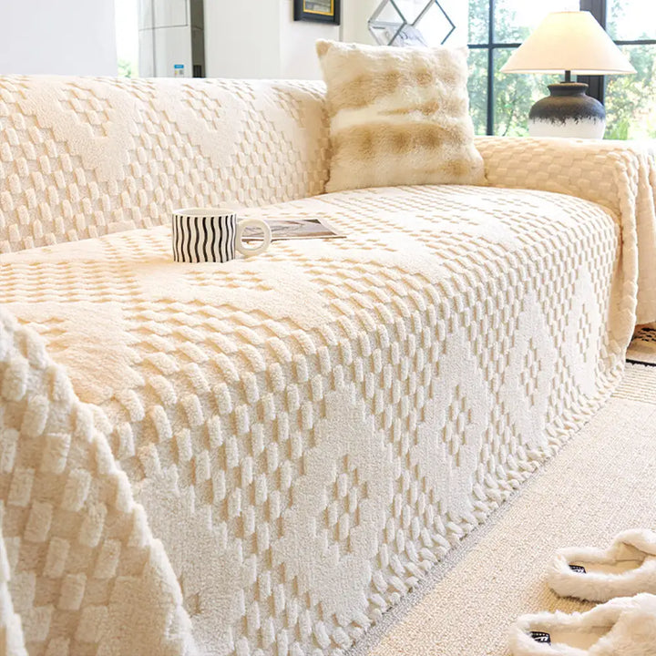 Image illustrating the scratch-resistant quality of the jacquard velvet sofa cover, with a pet's paw.