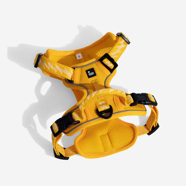 Unisex reflective adjustable dog harness for outdoor adventures, comfortable and safe.