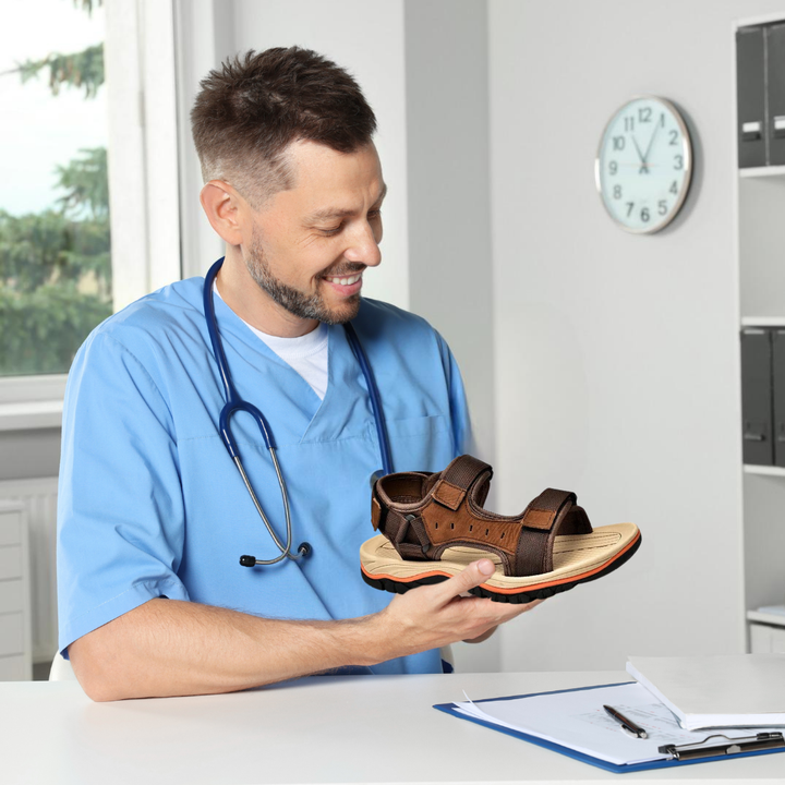 "Unisex Sandalen mit ergonomischem Design, rutschfester Sohle und hochwertigem Material zur Schmerzlinderung."