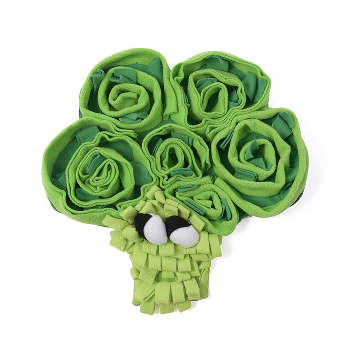 Unisex dog foraging mat, vegetable-themed snuffle feeder for mental and physical stimulation.