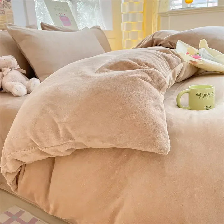 Soft Verdikt flannel fleece duvet cover, perfect for cozy winter nights & ultimate comfort.