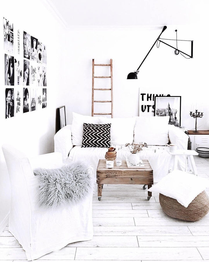 "Verstellbare Wandleuchte 265, industrielle Eleganz, Aluminiumschirm, Metallrahmen, flexible Beleuchtung für Zuhause."