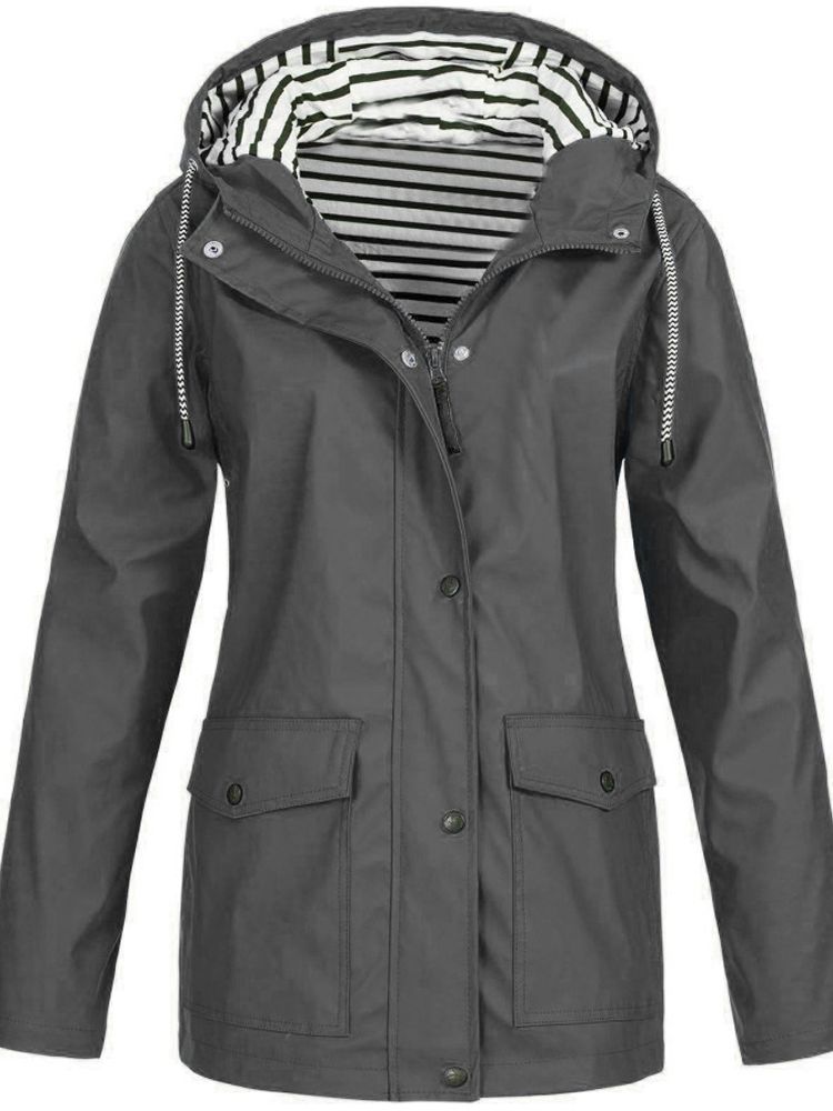 "Wasser- und winddichte Damen Outdoor Jacke in modernem Design, ideal für Frühling und Sommer."