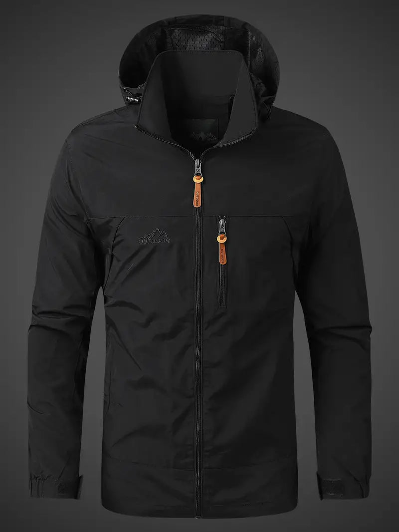 "Wasser- und winddichte Herren Outdoor Jacke in stilvollem Design, frontale Ansicht, ideal für vielseitige Wetterlagen."