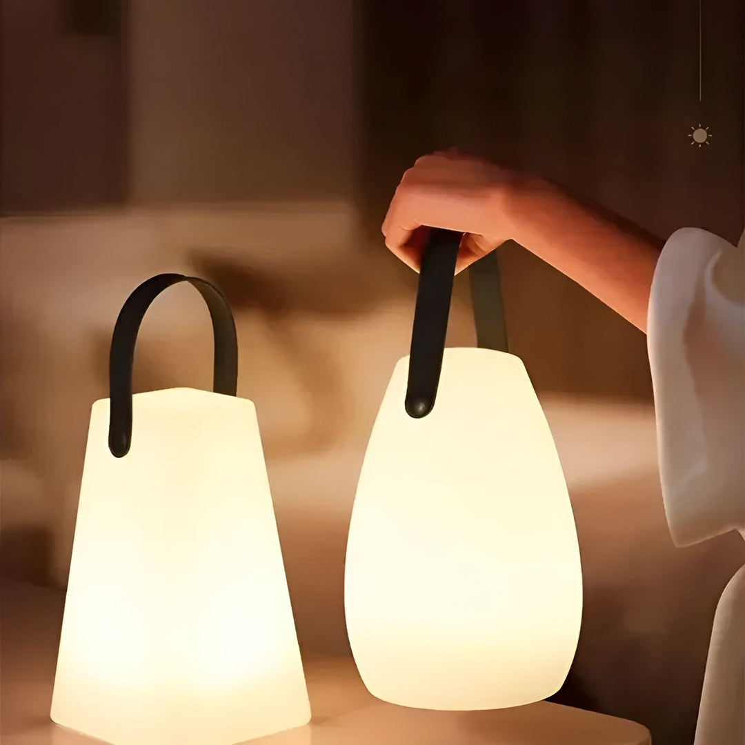 "Wasserdichte, kabellose LED Tischlampe mit 16 Farben, für Innen- und Außeneinsatz, modernes Design, dimmbar."