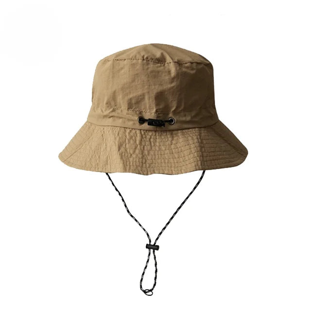 "Wasserdichter, faltbarer Bucket Hat, UPF 50+, breite Krempe, ideal für Outdoor-Aktivitäten, unifarbenes Design."