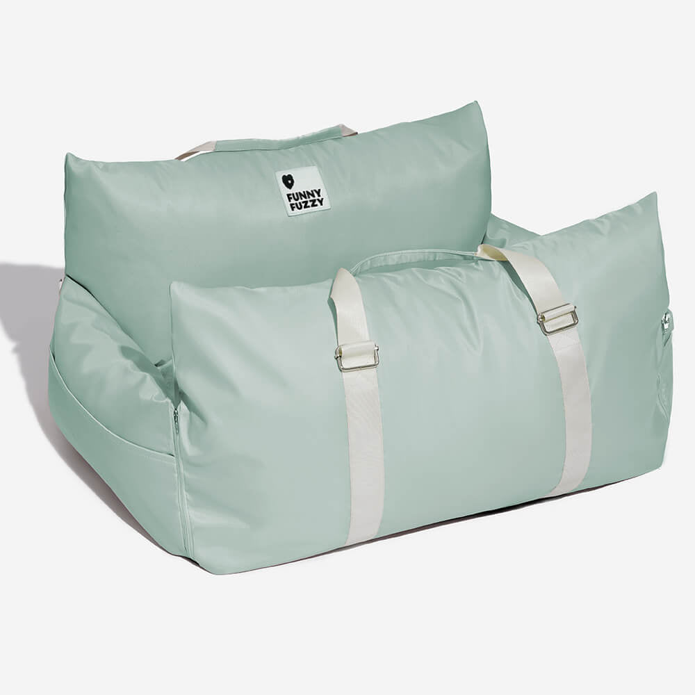 Pet bed for car, waterproof, ensures a calm travel experience