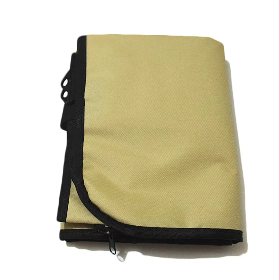 Pet travel essential: waterproof car seat cover keeps interiors pristine