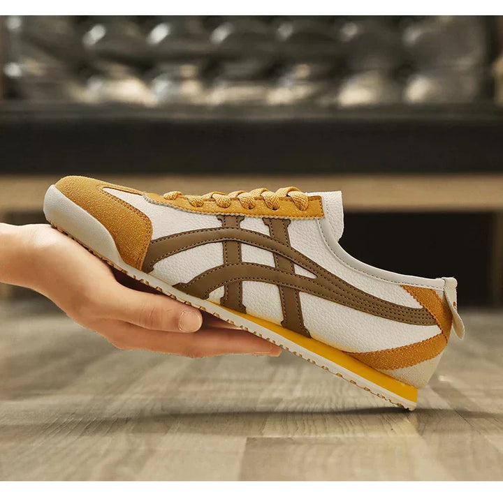 "Weiße Sommer-Sneakers mit geometrischem Muster und bequemer Passform für Damen, ideal für stilbewusste Outfits"