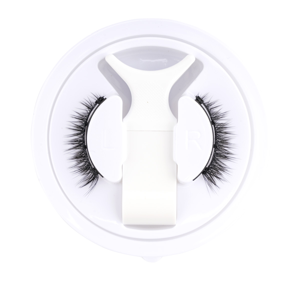 "Wiederverwendbare magnetische Wimpern für mühelosen Glamour, keine Kleber, voluminöser natürlicher Look, einfach anzuwenden.