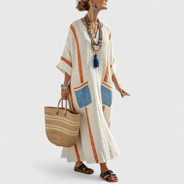 Versatile women's bohemian maxi dress with practical pockets, great for casual or vacation.