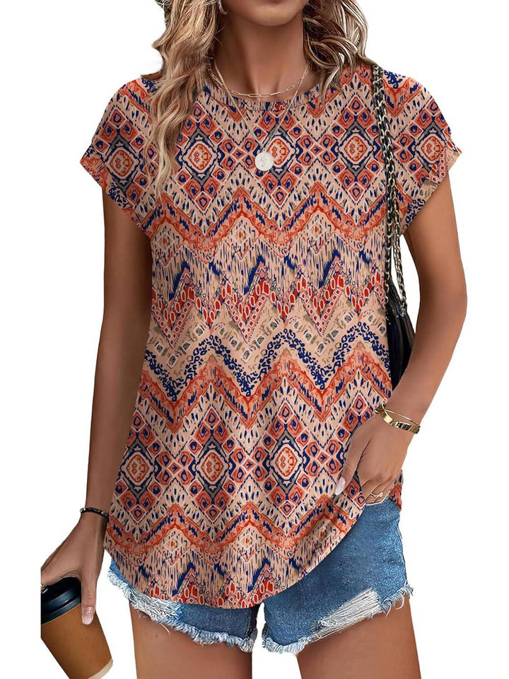 Lightweight women's crew neck top featuring a beautiful leaf print, ideal for warm weather.