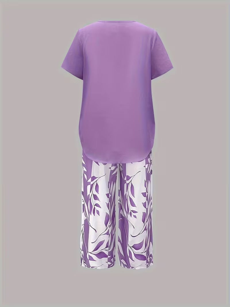 Women's casual two-piece leaf print outfit, a relaxed and comfortable spring/summer matching set.