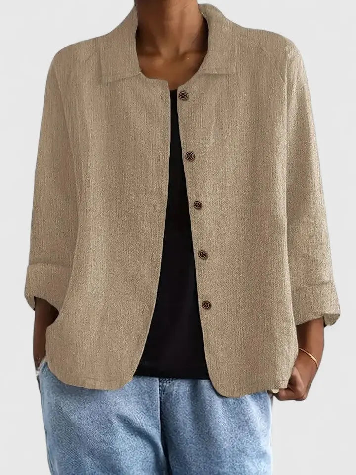 Relaxed fit women's basic light top, soft and comfortable for casual everyday wear.