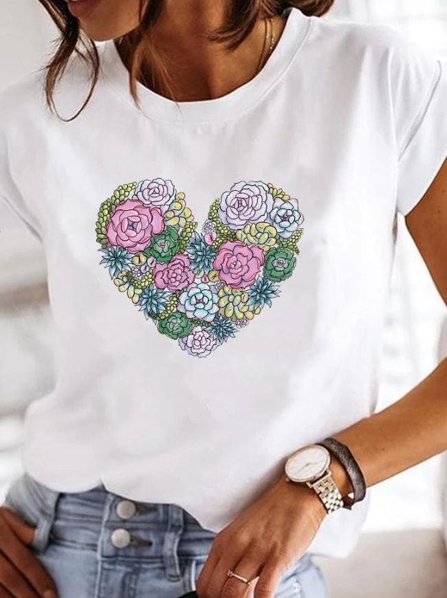 Comfortable women's short sleeve summer t-shirt. Relaxed fit for casual, versatile everyday fashion. Basic top.