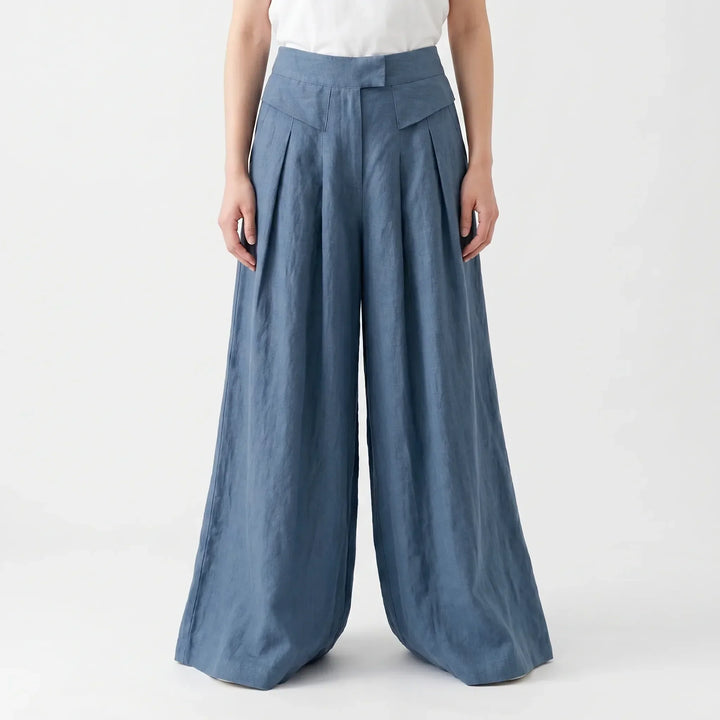 Women's casual wide leg summer pants, high-waisted with an elastic band, providing a comfortable & relaxed fit.