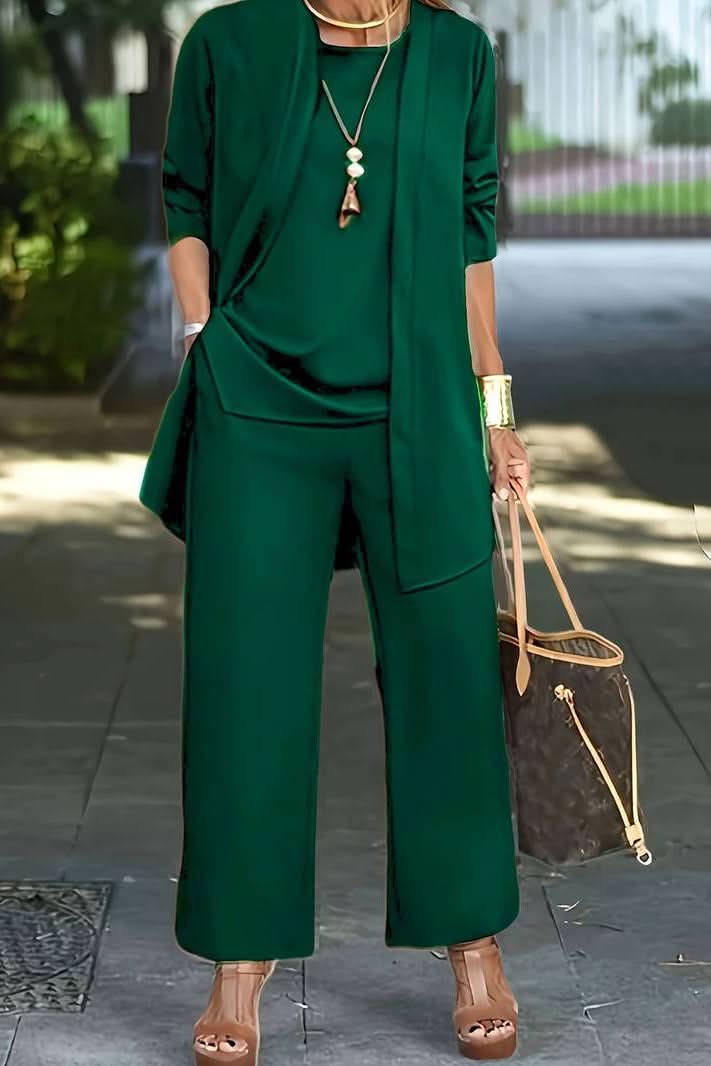 Effortless women's 3-piece summer set with a soft top, flowy pants, and lightweight outerwear.