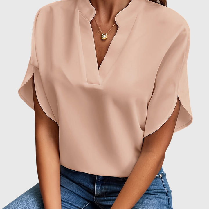 Women's versatile elegant top, perfect for creating chic and timeless ensembles.