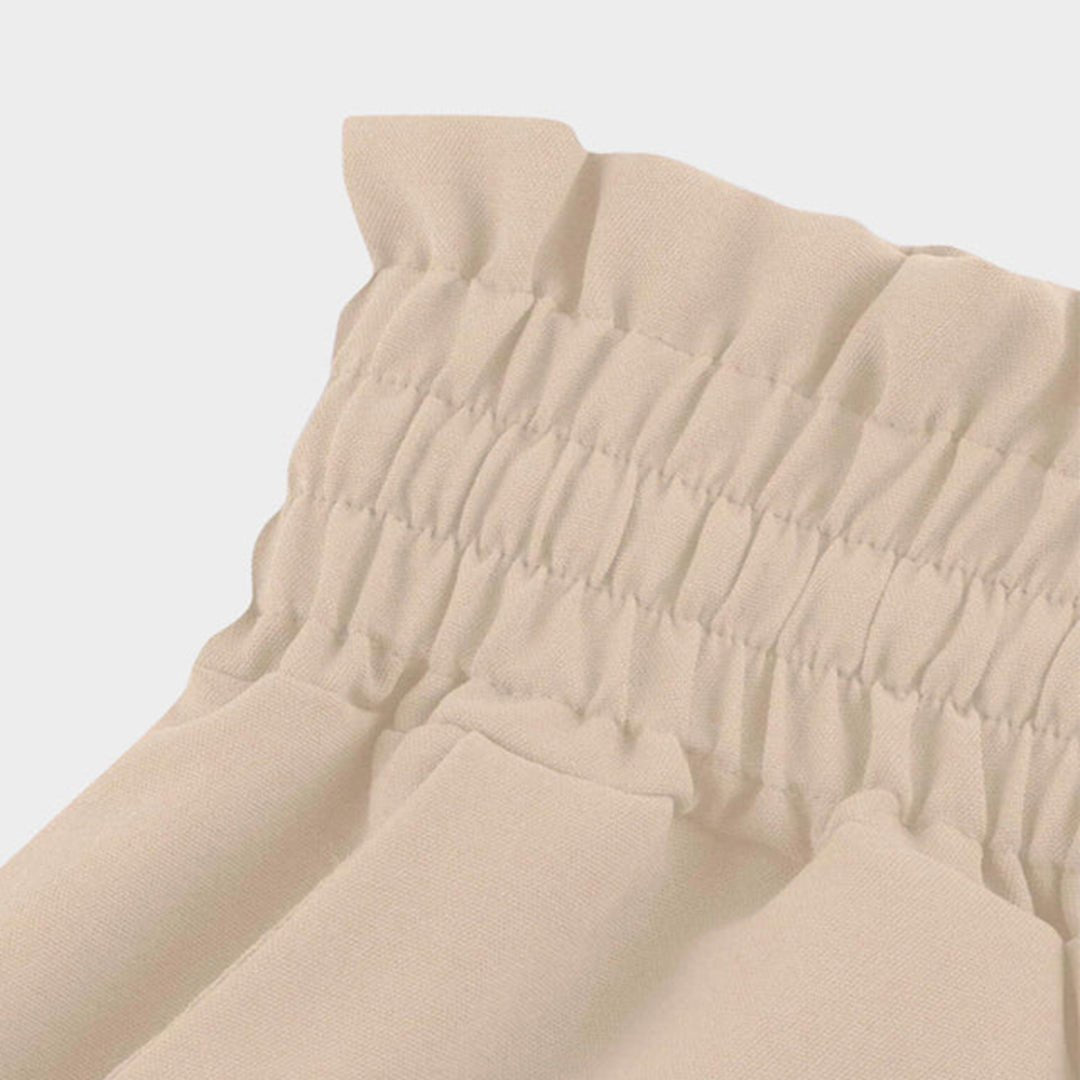 Comfortable women's wide leg palazzo pants, high waisted and flowy, suitable for everyday casual wear.