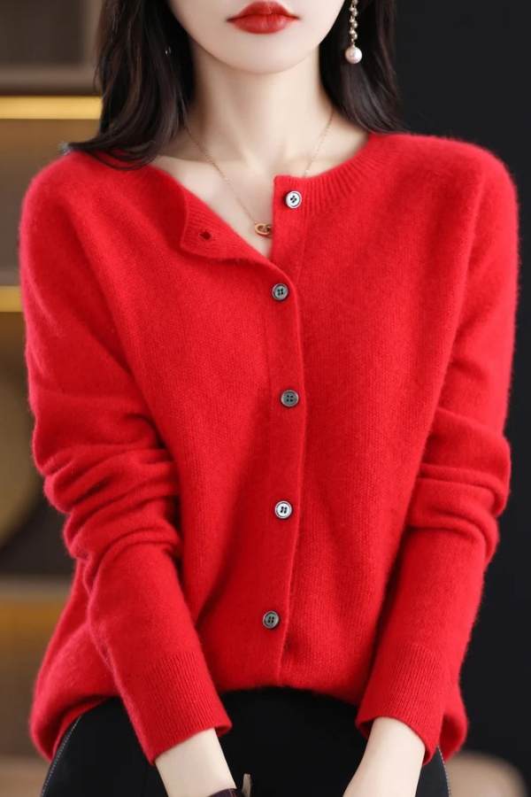 Cozy women's long button cardigan, offering versatile style and ultimate comfort for everyday outfits.