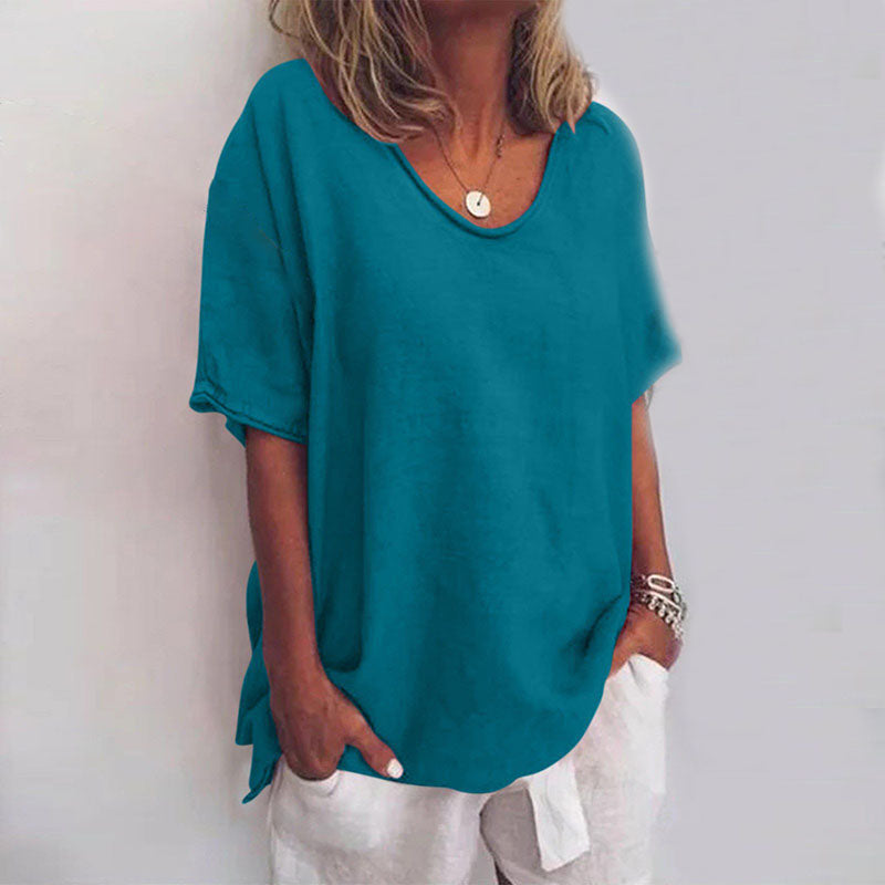 Comfortable women's oversized tee, a loose fit round neck summer top designed for relaxed, casual wear.