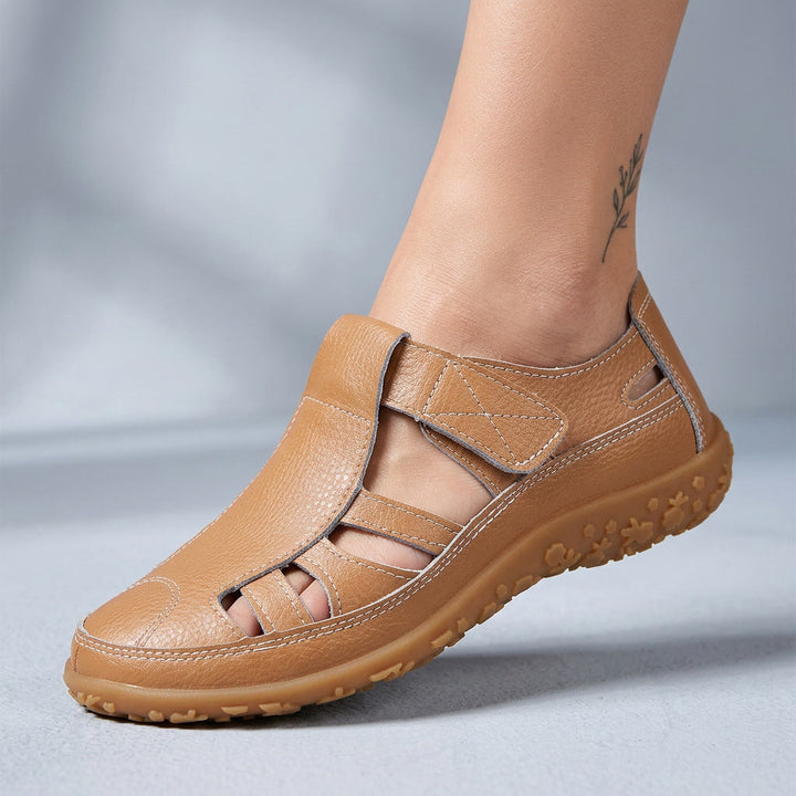 Lightweight women's summer sandals, orthopaedic design with arch support and non-slip grip.