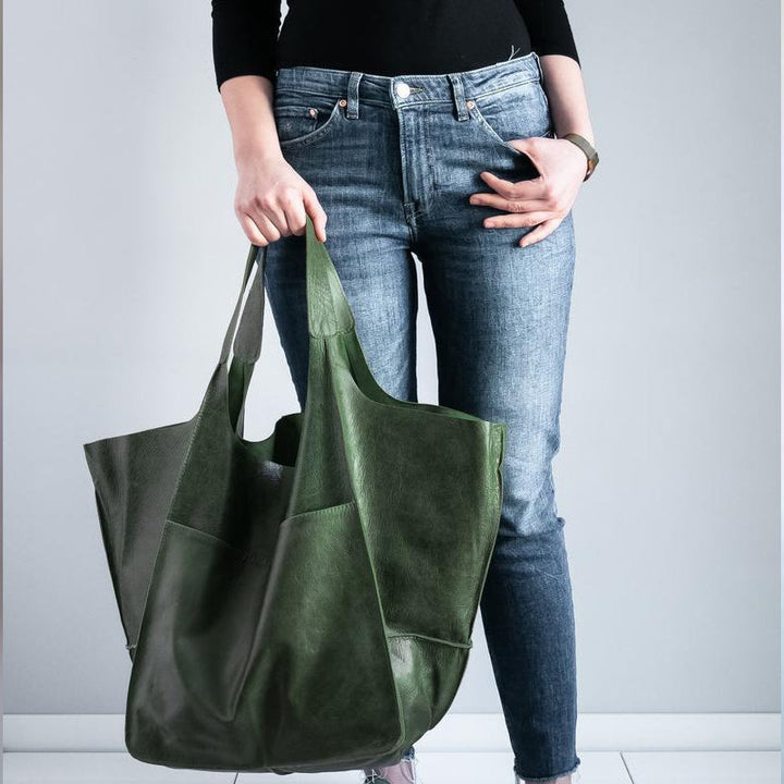 Classic oversized vintage leather shoulder bag, a sophisticated women's accessory.