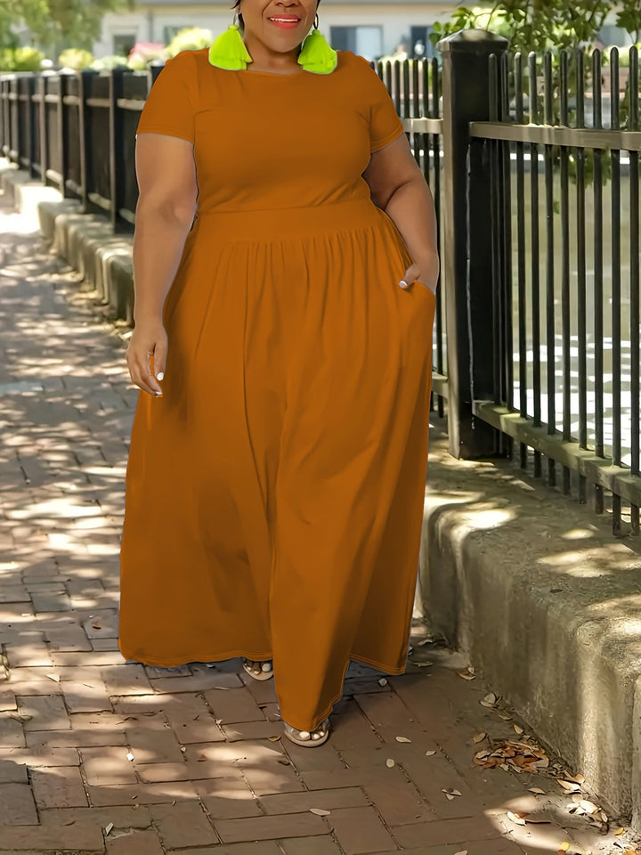 Casual short sleeve maxi dress, flowy and comfortable for women's plus size fashion.