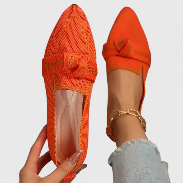 Fashionable women's pointed toe loafers with contrast trim, perfect elegant flats for spring & summer style.