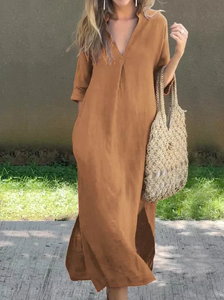 Stylish women's relaxed casual V-neck maxi dress, a comfortable long summer dress for effortless everyday fashion.