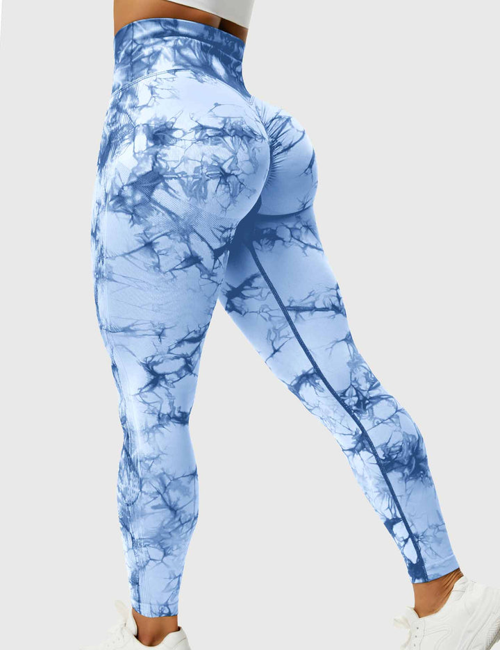Soft high-waist tie-dye leggings for women. Ideal activewear for yoga, workouts, and casual comfort.